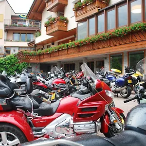 3* Hotel Oriental